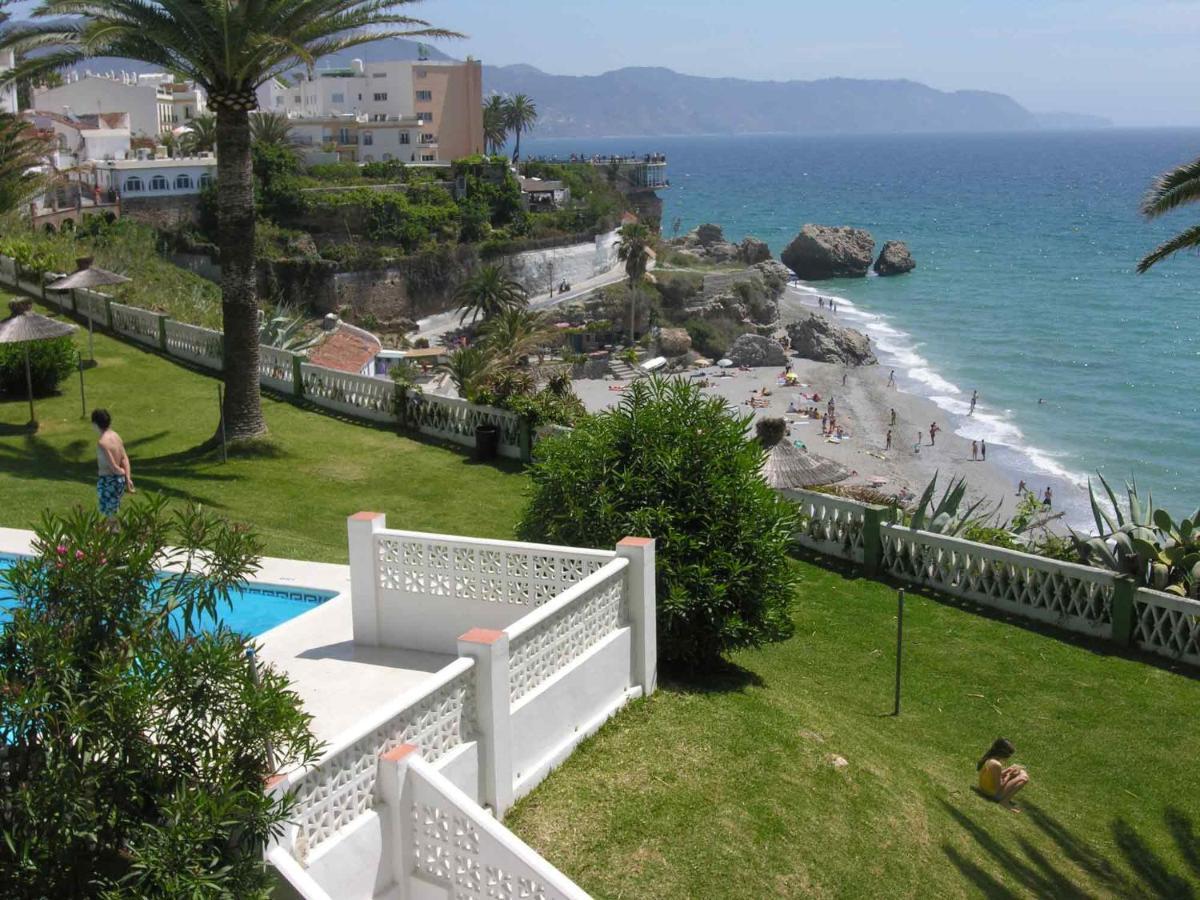 Acapulco Playa Bluewater Villas Nerja Esterno foto